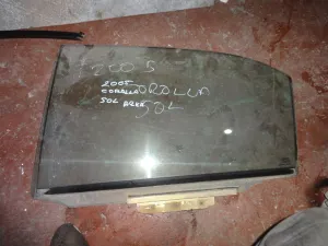 TOYOTA COROLLA 2004 ÇIKMA SOL ARKA CAM 2002 - 2003 - 2004 - 2005 - 2006 - 2007 Arası Modellerle Uyumludur