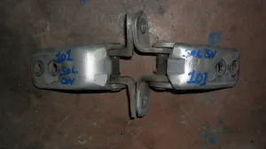 TOYOTA COROLLA 1995 ÇIKMA SOL ÖN ALT KAPI MENTEŞESİ 1993 - 1994 - 1995 - 1996 - 1997 - 1998 Arası Modellerle Uyumludur