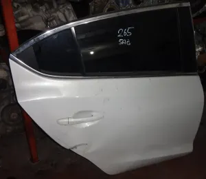 MAZDA 3 HB 2014 ÇIKMA SAĞ ARKA KAPI 2014 - 2015 - 2016 Arası Modellerle Uyumludur