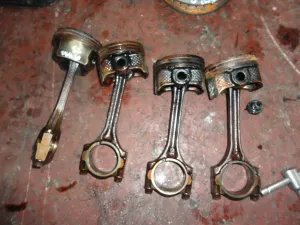 TOYOTA YARIS 2003 ÇIKMA PİSTON KOLU 2000 - 2001 - 2002 - 2003 - 2004 - 2005 - 2006 Arası Modellerle Uyumludur