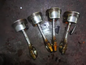TOYOTA COROLLA 2004 ÇIKMA PİSTON KOLU 2002 - 2003 - 2004 - 2005 - 2006 - 2007 Arası Modellerle Uyumludur
