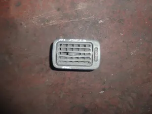 TOYOTA COROLLA 2000 ÇIKMA SOL ÜFLEME 1999 - 2000 - 2001 Arası Modellerle Uyumludur