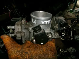 HONDA CIVIC 2004 ÇIKMA BOĞAZ KELEBEĞİ 2002 - 2003 - 2004 - 2005 - 2006 Arası Modellerle Uyumludur