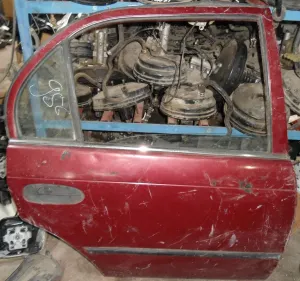TOYOTA COROLLA 1995 ÇIKMA SAĞ ARKA KAPI 1993 - 1994 - 1995 - 1996 - 1997 - 1998 Arası Modellerle Uyumludur