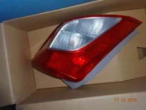 TOYOTA YARIS 2013 YENİ YAN SANAYİ SAĞ STOP LAMBASI 2012 - 2013 Arası Modellerle Uyumludur