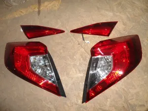 HONDA CIVIC 2018 YENİ ORJİNAL SAĞ STOP LAMBASI 2016 - 2017 - 2018 - 2019 - 2020 - 2021 Arası Modellerle Uyumludur