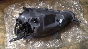 TOYOTA YARIS 2005 YENİ YAN SANAYİ SAĞ FAR 2004 - 2005 - 2006 Arası Modellerle Uyumludur