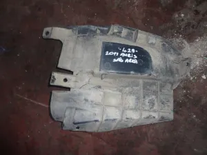 TOYOTA AURIS 2011 ÇIKMA SAĞ ARKA PAÇALIK PLASTİĞİ 2011 - 2012 Arası Modellerle Uyumludur