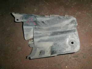 TOYOTA AURIS 2008 ÇIKMA SAĞ ARKA PAÇALIK PLASTİĞİ 2007 - 2008 - 2009 - 2010 Arası Modellerle Uyumludur