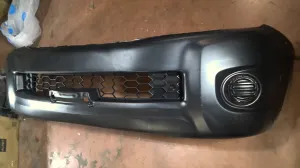 TOYOTA HILUX 2011 YENİ YAN SANAYİ ÖN TAMPON 2010 - 2011 Arası Modellerle Uyumludur