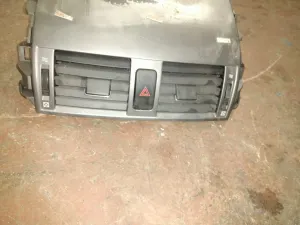 TOYOTA COROLLA 2012 ÇIKMA ORTA SAĞ ÜFLEME 2011 - 2012 - 2013 Arası Modellerle Uyumludur