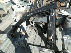 MAZDA 3 2005 ÇIKMA SOL PERVAZ 2003 - 2004 - 2005 - 2006 - 2007 - 2008 - 2009 Arası Modellerle Uyumludur