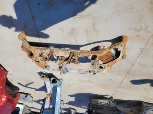 TOYOTA HILUX 2017 ÇIKMA HASARLI ÖN PANEL 2016 - 2017 - 2018 - 2019 Arası Modellerle Uyumludur