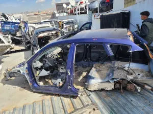 MAZDA 3 HB 2004 ÇIKMA VİTES KOLU 2003 - 2004 - 2005 - 2006 - 2007 Arası Modellerle Uyumludur
