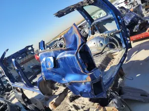 TOYOTA LAND CRUISER 2006 ÇIKMA SOL ARKA ÇAMURLUK 2003 - 2004 - 2005 - 2006 - 2007 - 2008 - 2009 - 2010 Arası Modellerle Uyumludur