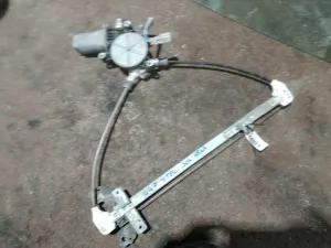 HONDA CIVIC 2004 ÇIKMA SOL ARKA CAM MOTORU 2004 - 2005 - 2006 Arası Modellerle Uyumludur