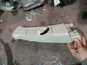 TOYOTA COROLLA 2014 ÇIKMA SAĞ ÜST ORTA DİREK PLASTİĞİ 2013 - 2014 - 2015 - 2016 Arası Modellerle Uyumludur
