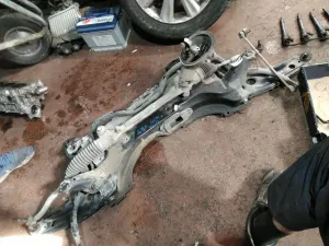 TOYOTA YARIS 2011 ÇIKMA DİREKSİYON KUTUSU 2010 - 2011 Arası Modellerle Uyumludur