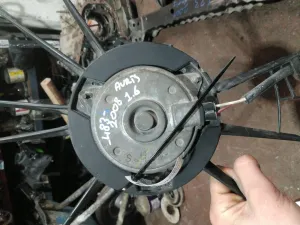 TOYOTA AURIS 2008 ÇIKMA FAN MOTORU 2007 - 2008 - 2009 - 2010 Arası Modellerle Uyumludur